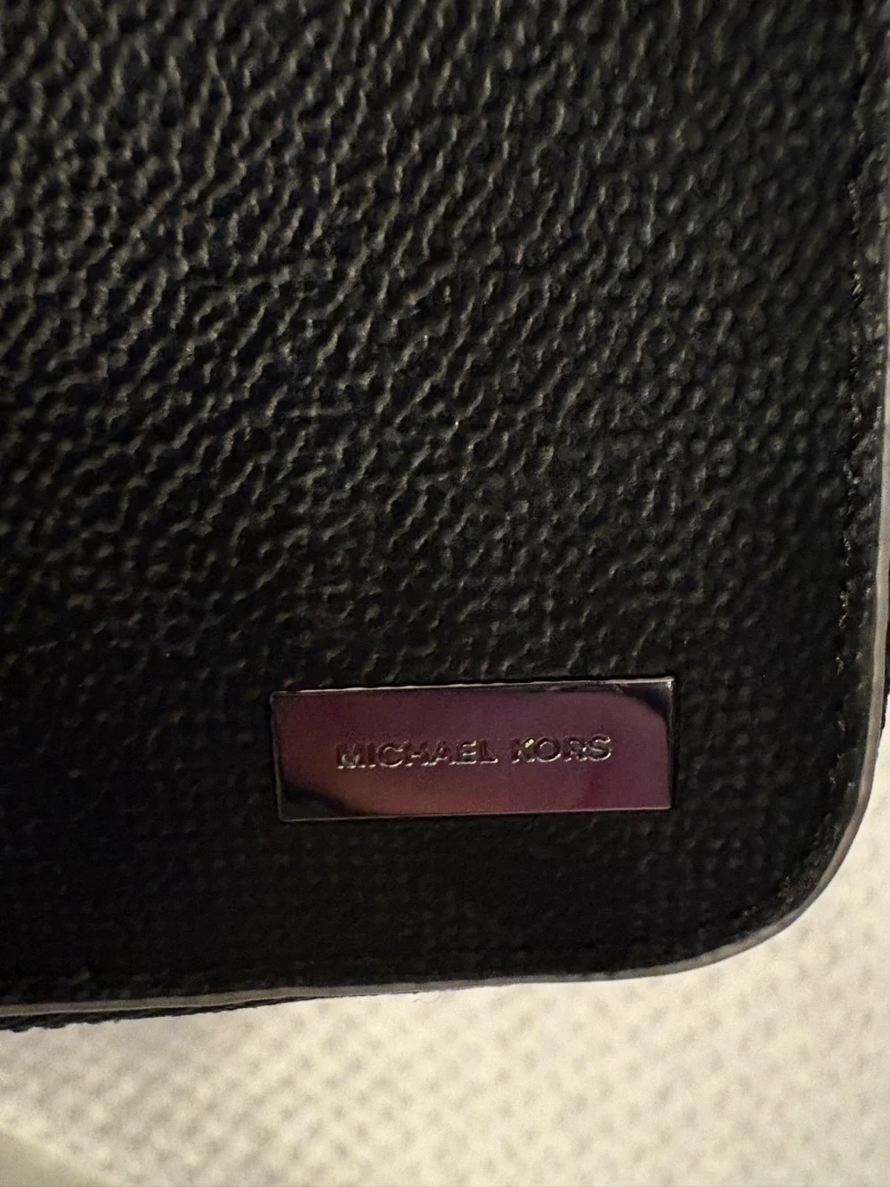 Wallet-The Michael Kors Men's Tech ZIP Around Black Leather wallet